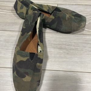 Natural Reflections Camo size 8